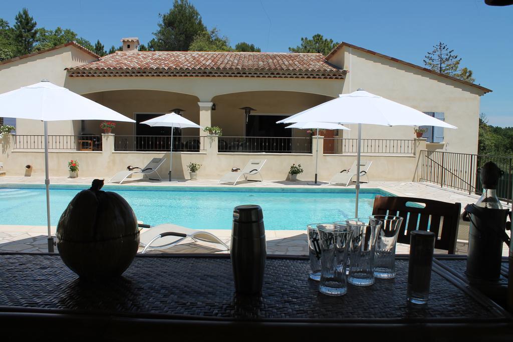 La Maison De Jenny Bed & Breakfast Montauroux Bagian luar foto