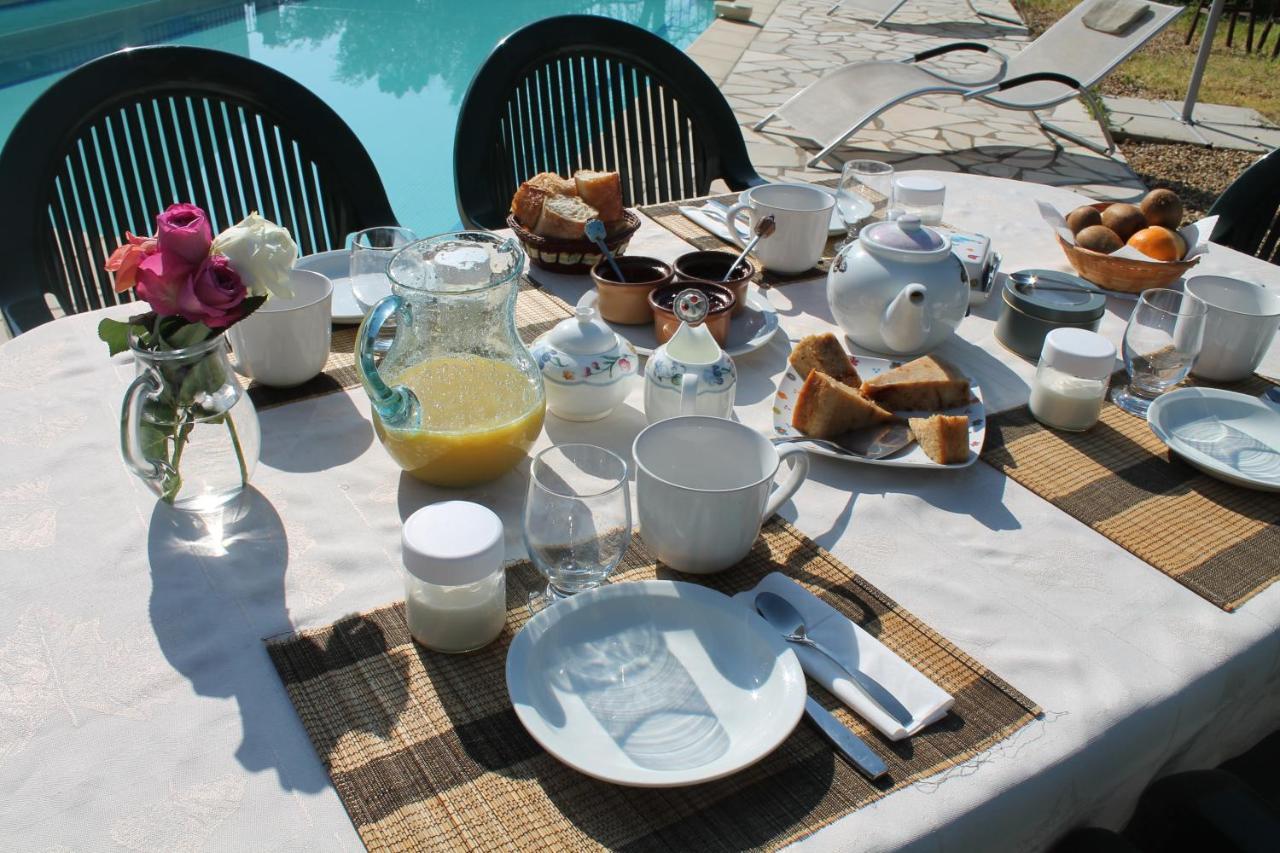 La Maison De Jenny Bed & Breakfast Montauroux Bagian luar foto